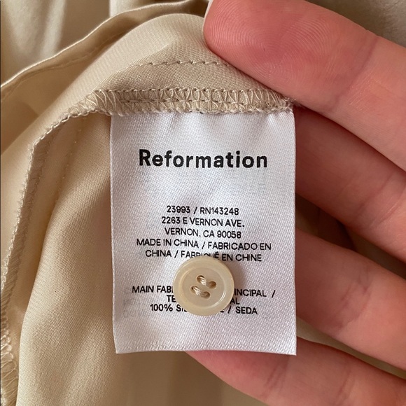 Reformation 100% Silk Jason Long-Sleeve Top Size 2 Cream Elegant Tie Detail Chic - Picture 11 of 13